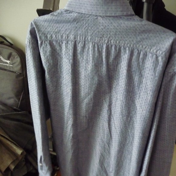 BILLY REID LIGHT COTTON TEXTURED LIKE LIGHT CHAMBRAY BUTTON DOWN SHIRT S… - Picture 2 of 4